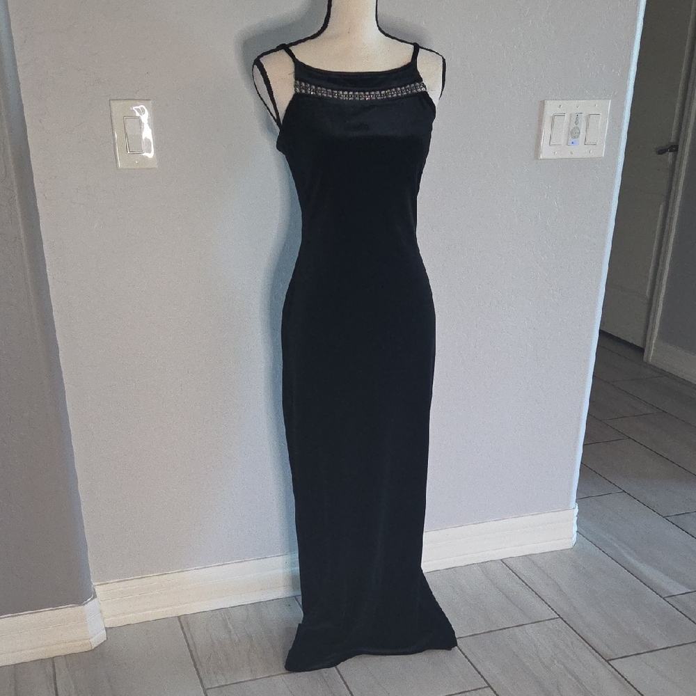 Y2K All that Jazz Junior's Black Velvet Dress With Black Stone Embelish Size Sm